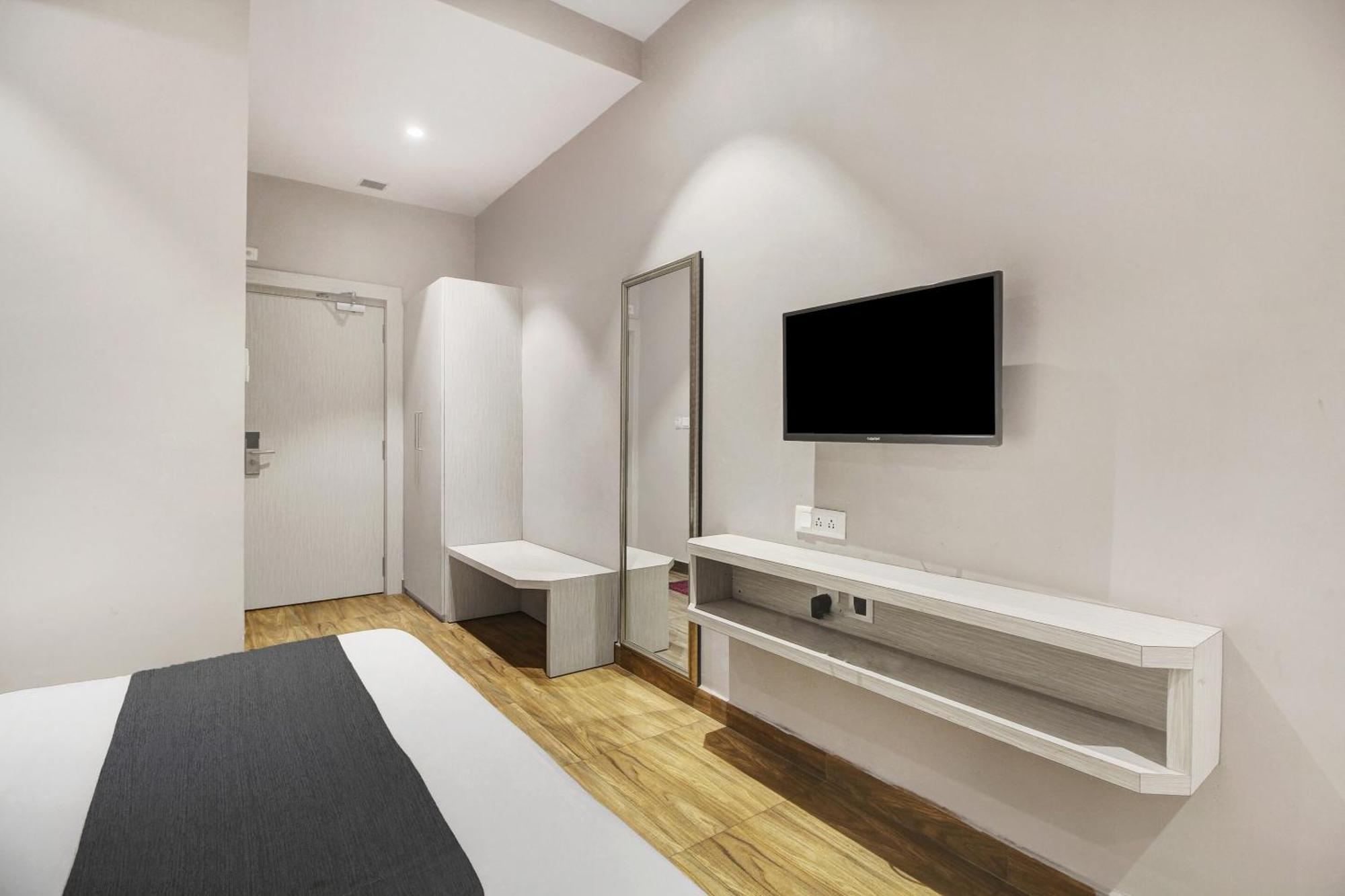Townhouse Oak Sohotel Hāora Exterior photo
